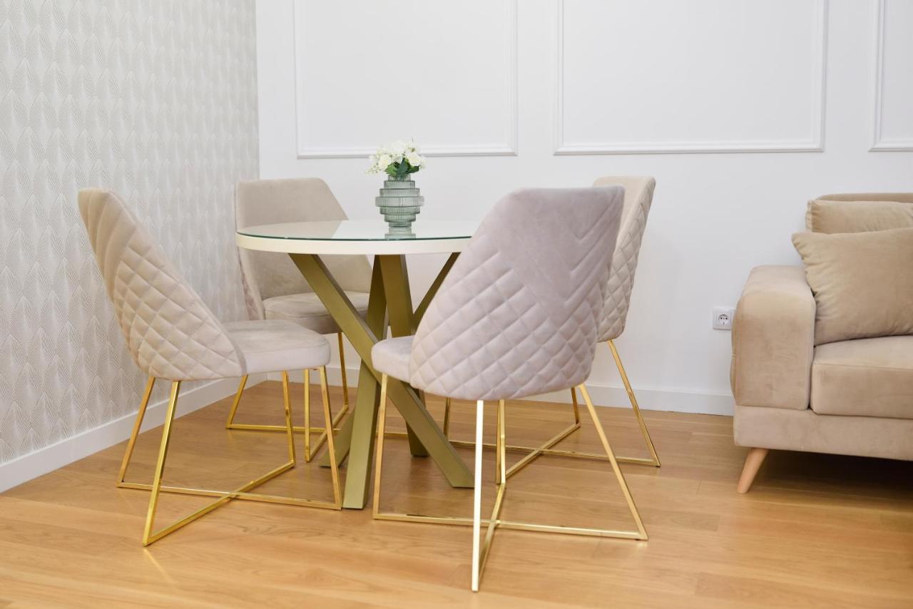 Divine & Delight Apartments Novi Sad Bagian luar foto