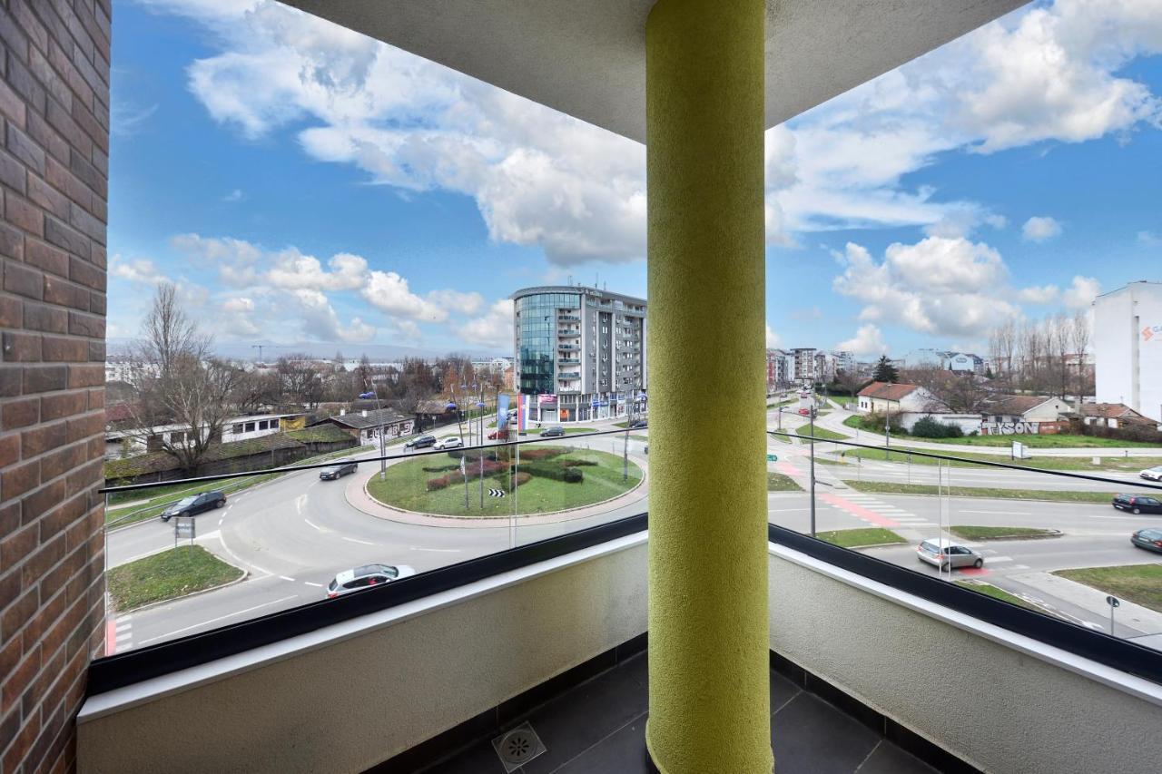 Divine & Delight Apartments Novi Sad Bagian luar foto