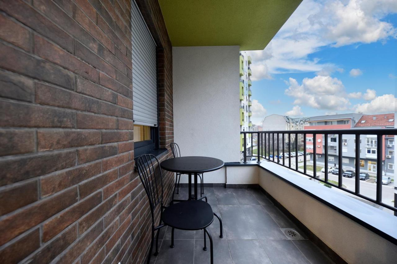 Divine & Delight Apartments Novi Sad Bagian luar foto